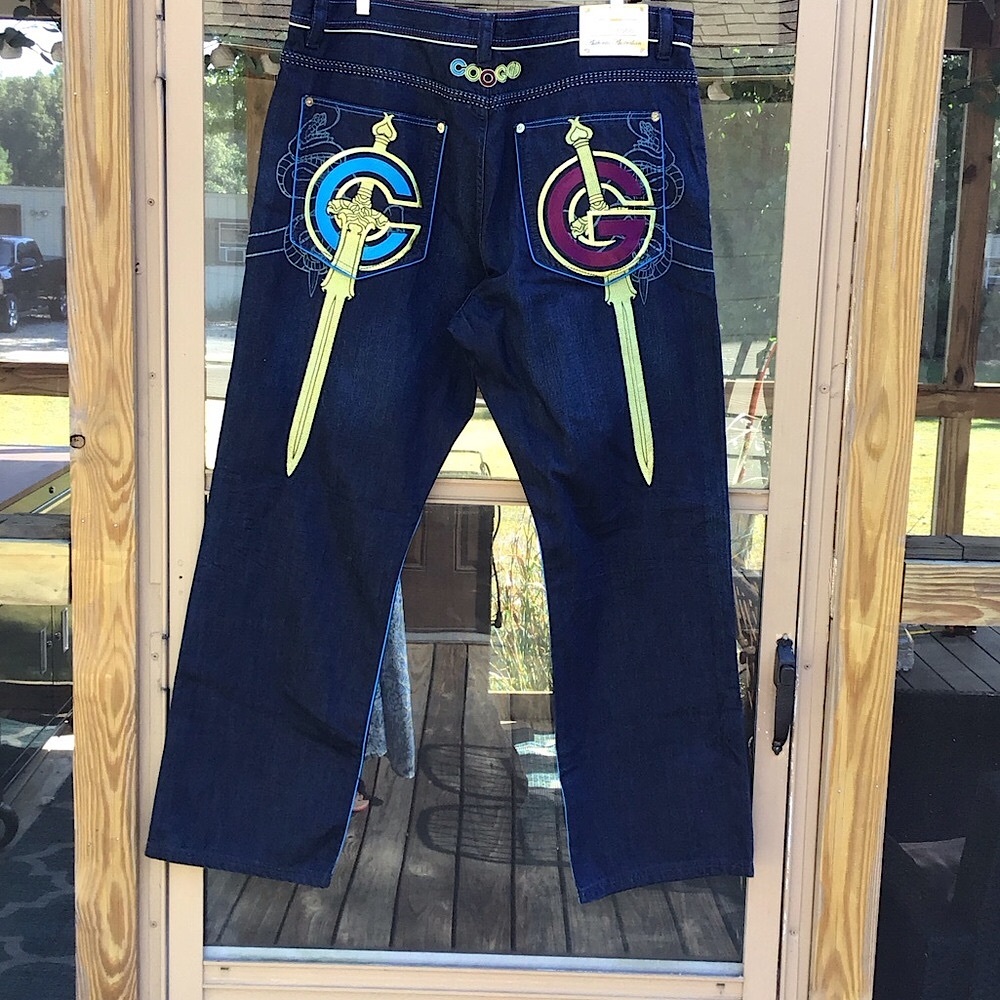 COOGI Men's Deep Indigo Luxe Jeans Embroidered Swords & Logo On Pockets 44X35